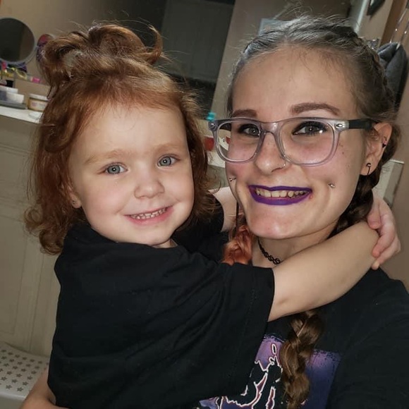 Meet your Posher, Lindsay - Picture 8 of 13